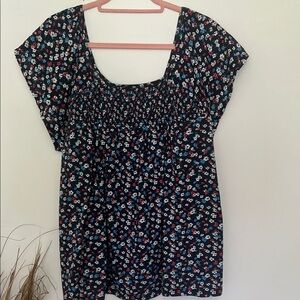 Floral Navy Top